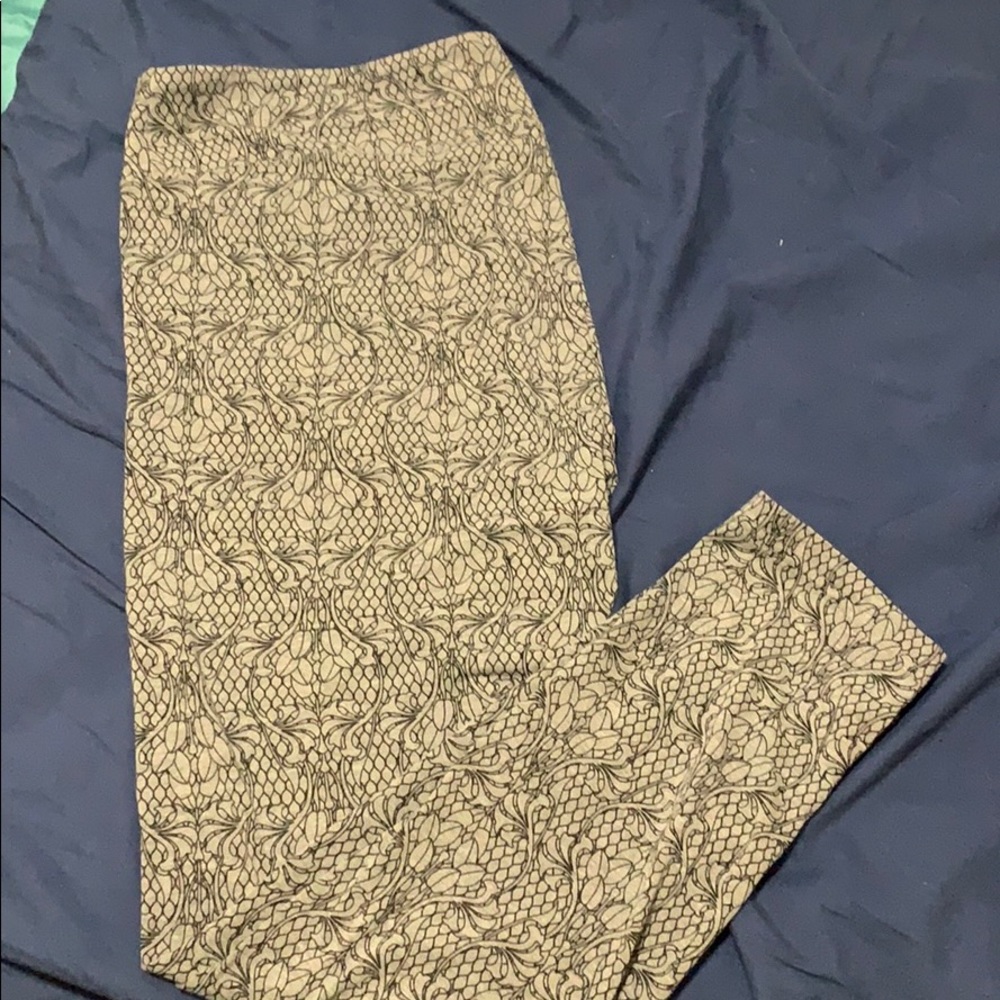Gray leggings